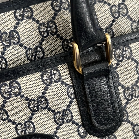 Gucci Authentic Vintage Tote 🔥 - Picture 5 of 17